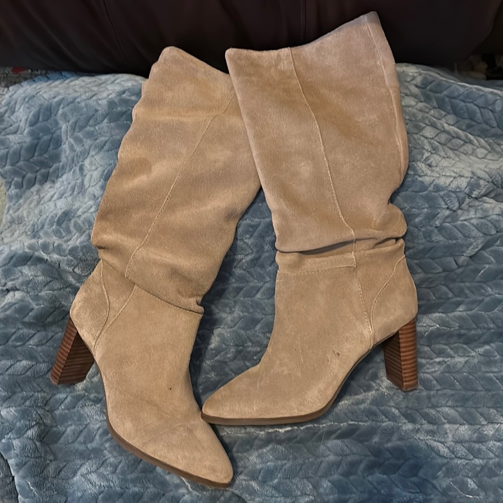 Tan Essex lane suede boots